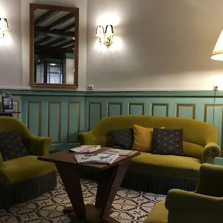 The Old Ravel Centre