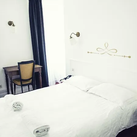 The Old Ravel Centre 2*