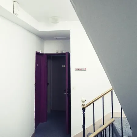 The Old Ravel Centre 호텔 2*